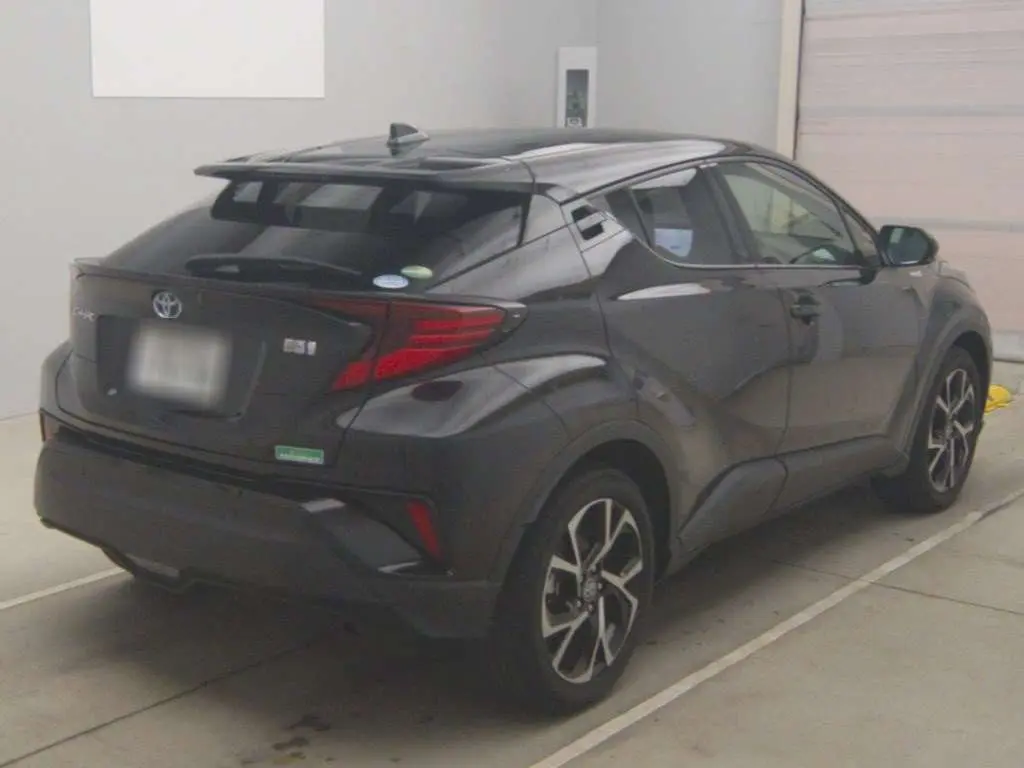 C-HR 2019 G LED Black ZYX11-2004108 (2).webp