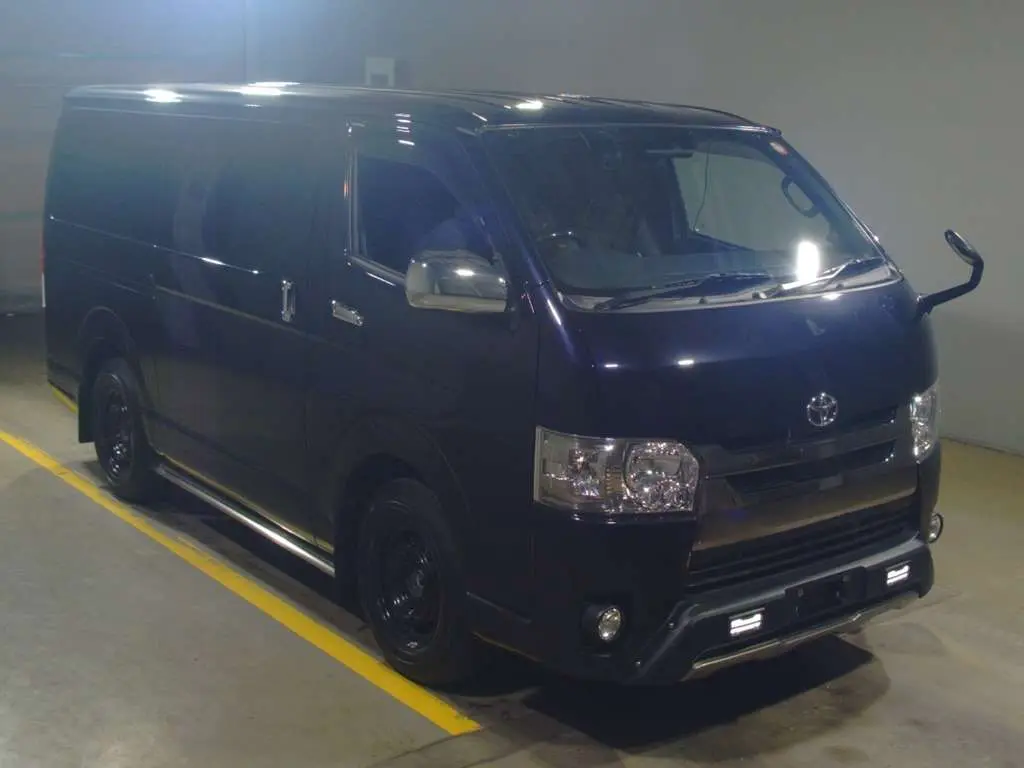 Hiace 2020 Super GL DPS Black Pearl TRH200-0320189 (1).webp